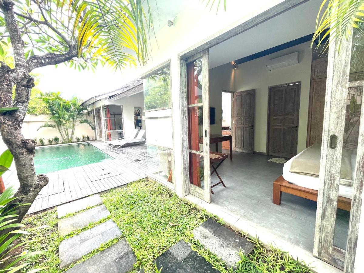 Villa The Decks Bali Legian Exterior foto