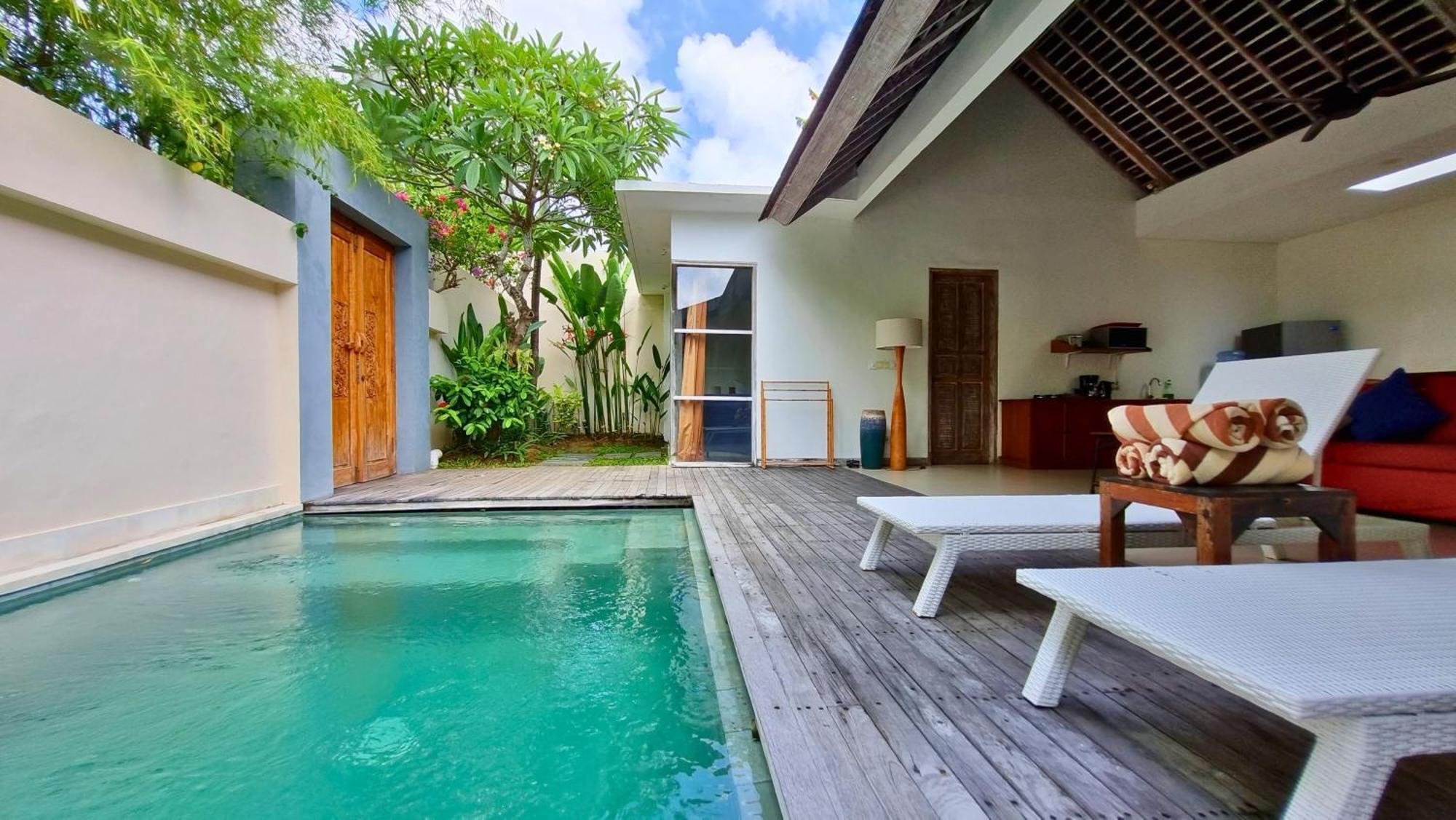 Villa The Decks Bali Legian Exterior foto