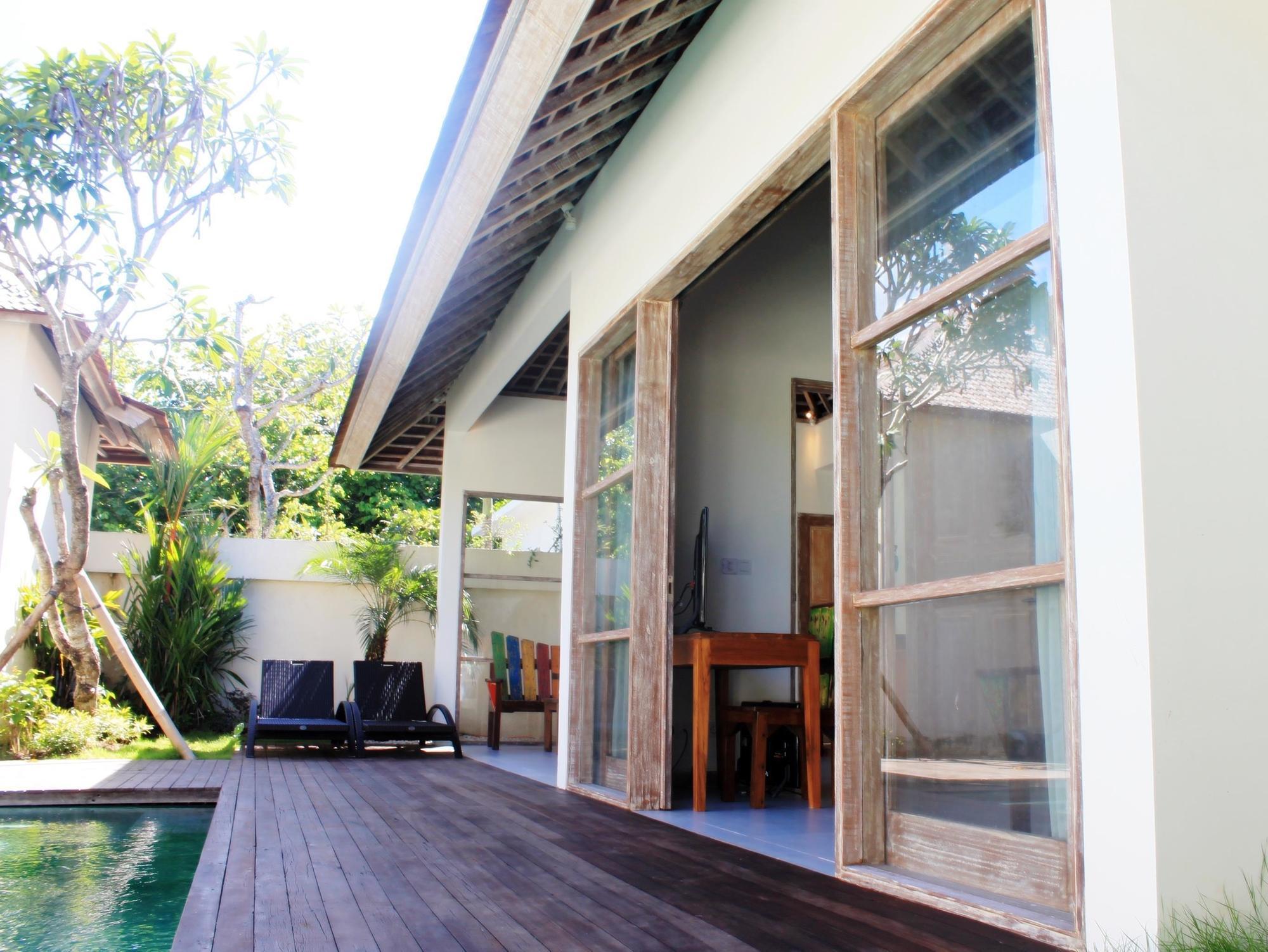 Villa The Decks Bali Legian Exterior foto