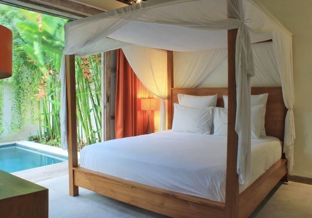 Villa The Decks Bali Legian Exterior foto